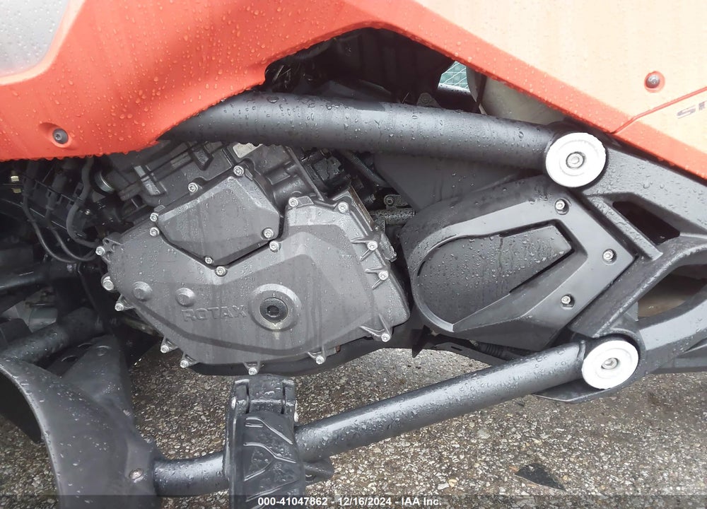 2015 CAN-AM SPYDER ROADSTER F3/F3-S VIN: 2BXRDDD29FV000938