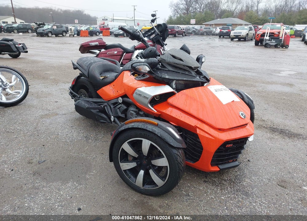 2015 CAN-AM SPYDER ROADSTER F3/F3-S VIN: 2BXRDDD29FV000938