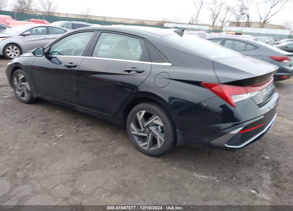 2024 HYUNDAI ELANTRA SEL VIN: KMHLS4DGXRU704990
