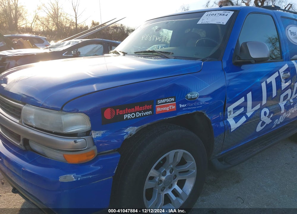 2002 CHEVROLET TAHOE LT VIN: 1GNEK13Z92R170976