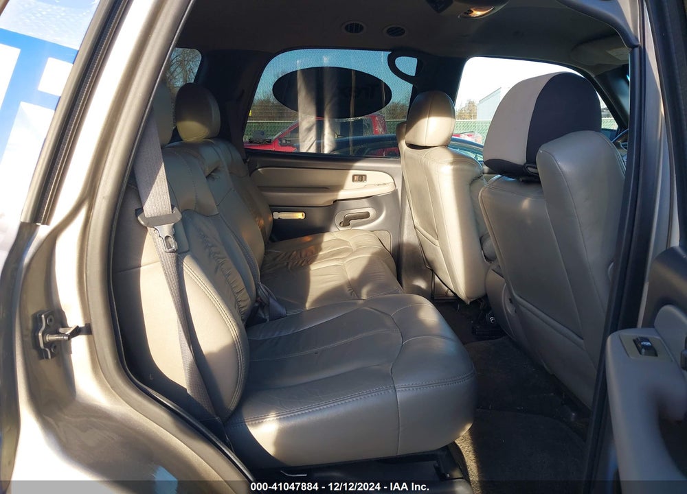 2002 CHEVROLET TAHOE LT VIN: 1GNEK13Z92R170976