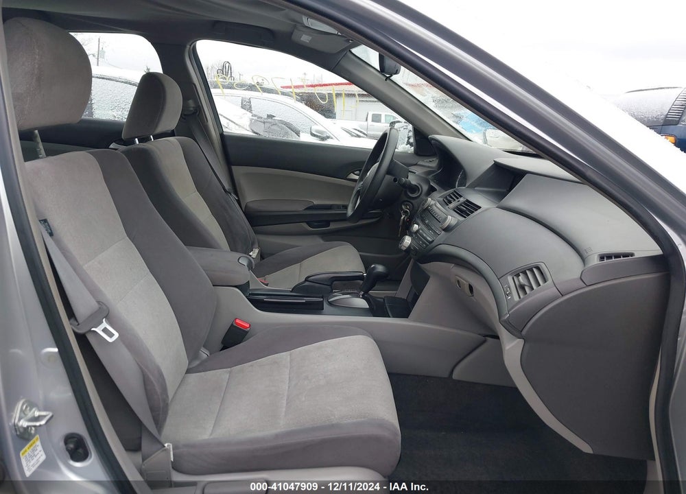 2008 HONDA ACCORD 2.4 LX-P VIN: 1HGCP26468A048270