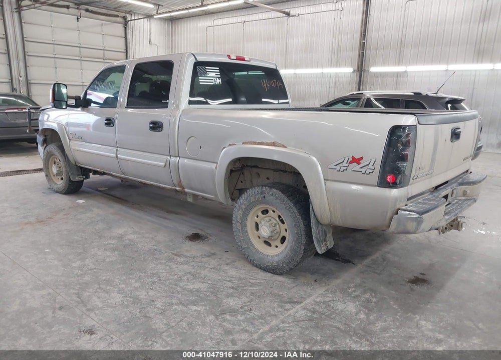 2005 CHEVROLET SILVERADO 2500HD LS VIN: 1GCHK23265F842027