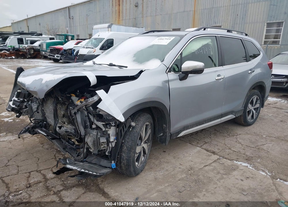 2019 SUBARU FORESTER TOURING VIN: JF2SKAWC7KH518588