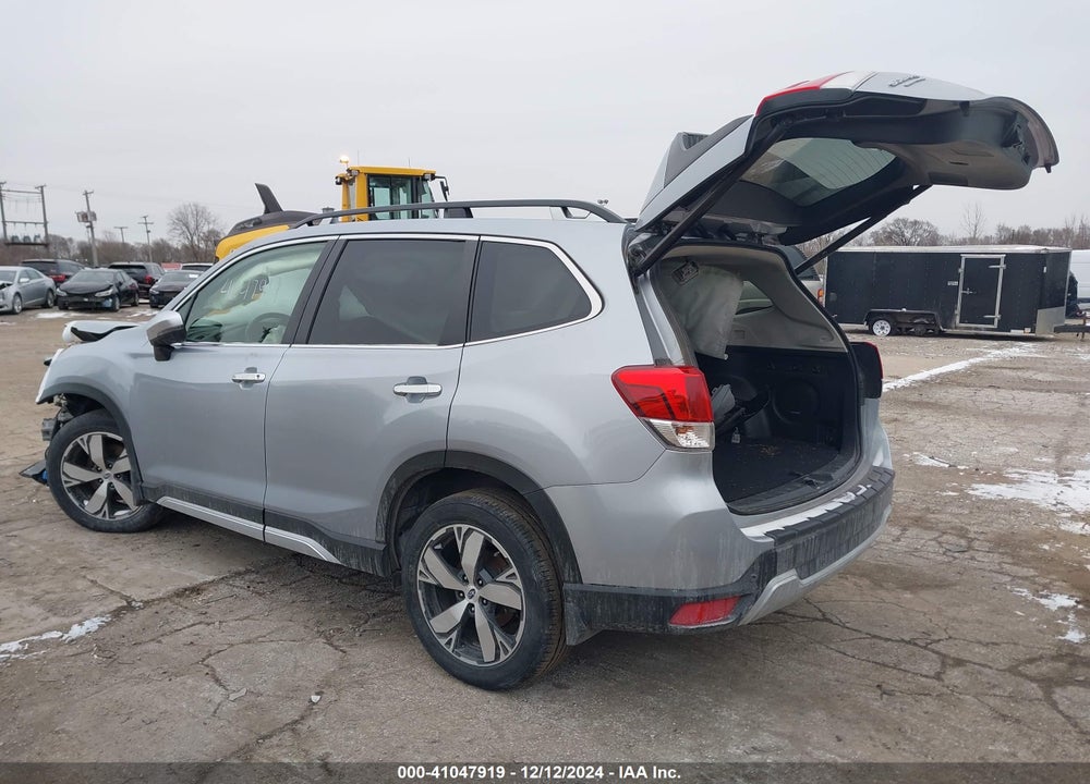 2019 SUBARU FORESTER TOURING VIN: JF2SKAWC7KH518588