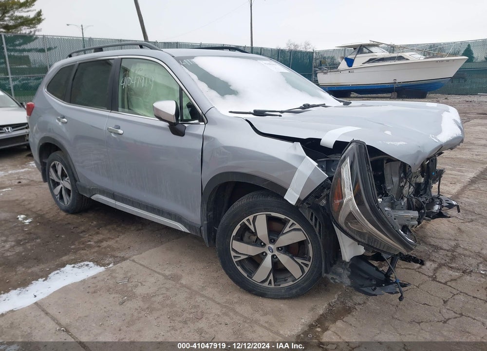 2019 SUBARU FORESTER TOURING VIN: JF2SKAWC7KH518588