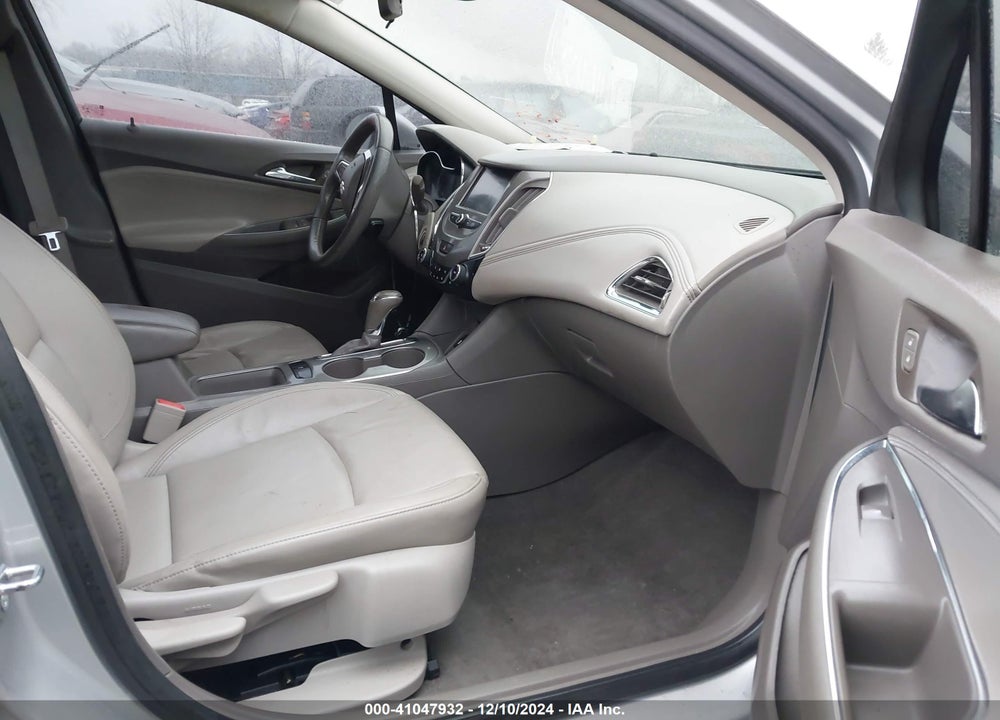 2017 CHEVROLET CRUZE LT AUTO VIN: 1G1BH5SE4H7238226
