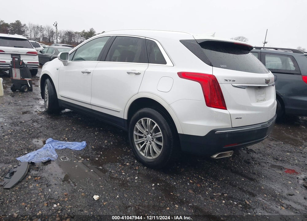 2018 CADILLAC XT5 LUXURY VIN: 1GYKNDRS1JZ150146