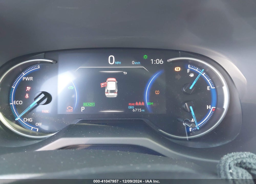2024 TOYOTA RAV4 HYBRID XLE PREMIUM VIN: JTMB6RFV1RD550375