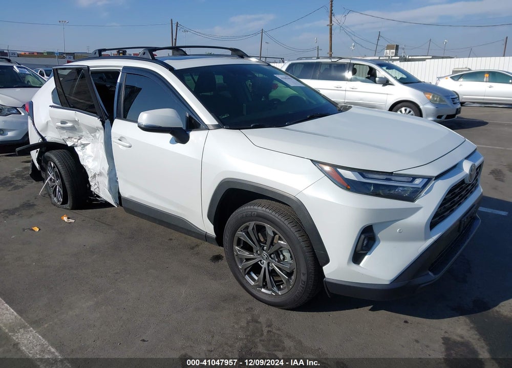 2024 TOYOTA RAV4 HYBRID XLE PREMIUM VIN: JTMB6RFV1RD550375