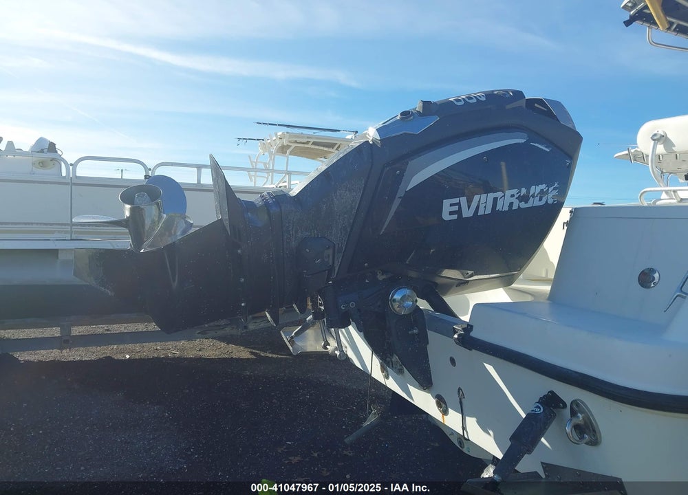 2006 HYDRA-SPORTS BOAT VIN: GHYSRA30C606