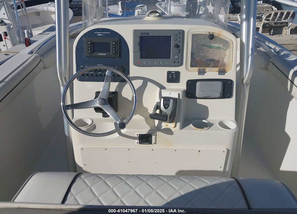 2006 HYDRA-SPORTS BOAT VIN: GHYSRA30C606