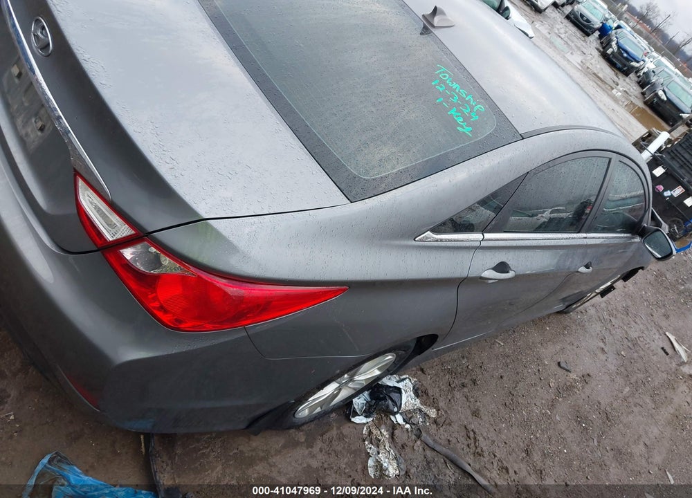 2014 HYUNDAI SONATA GLS VIN: 5NPEB4AC0EH929793