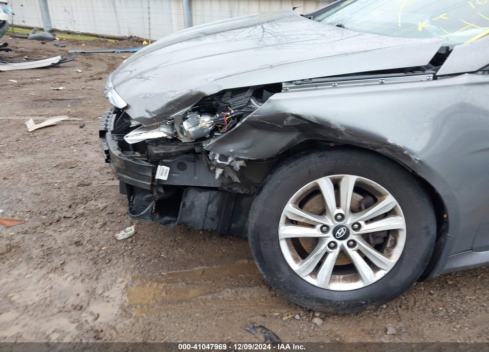 2014 HYUNDAI SONATA GLS VIN: 5NPEB4AC0EH929793