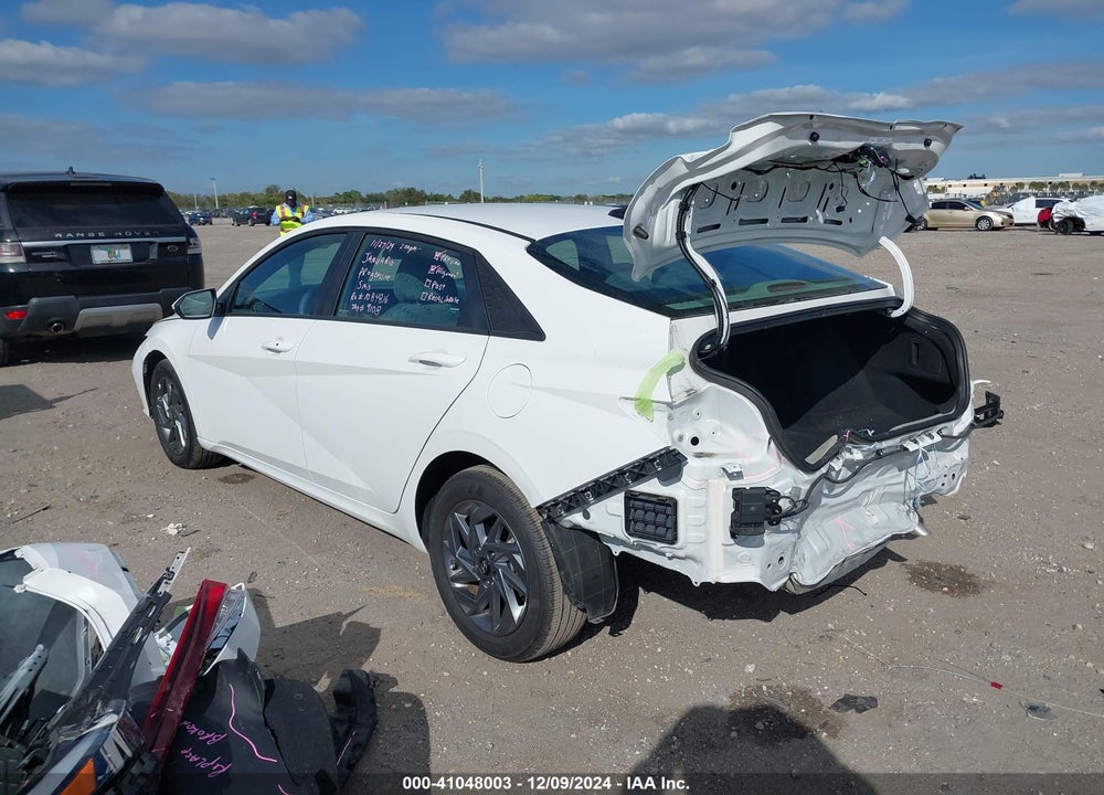 2024 HYUNDAI ELANTRA SEL VIN: KMHLM4DG5RU706303