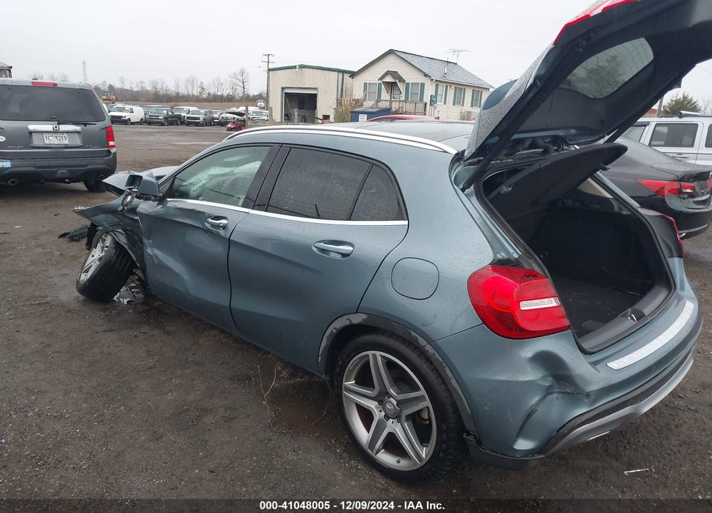2015 MERCEDES-BENZ GLA 250 4MATIC VIN: WDCTG4GB3FJ132383