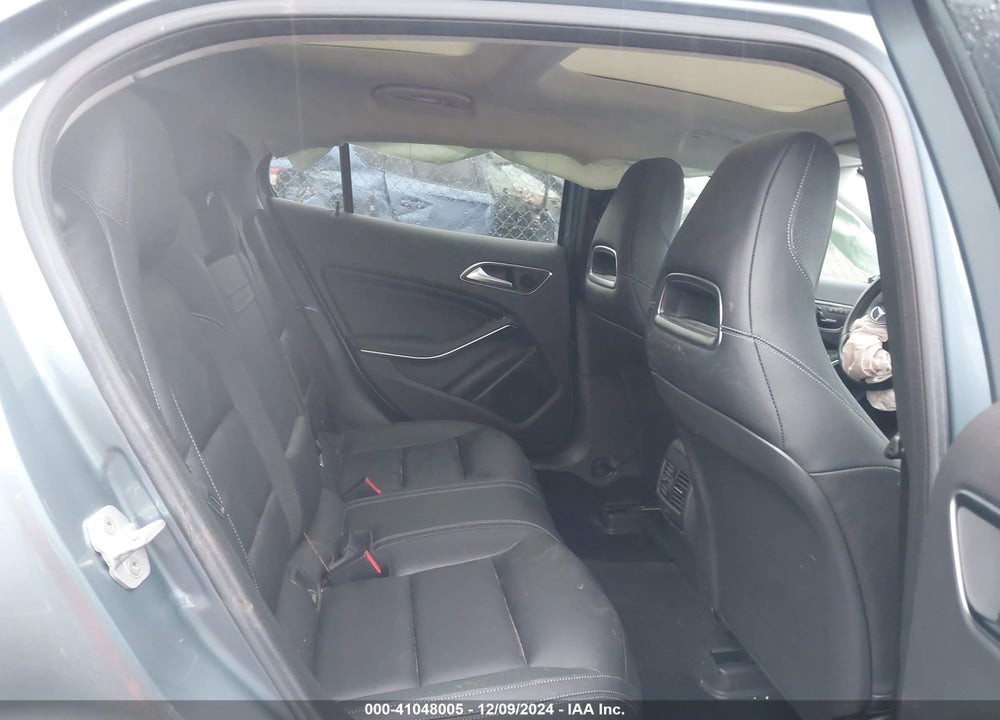 2015 MERCEDES-BENZ GLA 250 4MATIC VIN: WDCTG4GB3FJ132383