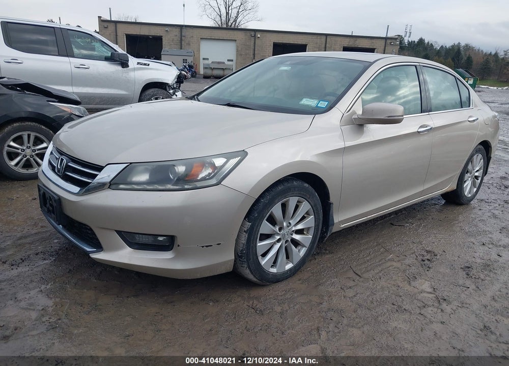 2014 HONDA ACCORD VIN: 1HGCR3F83EA024054
