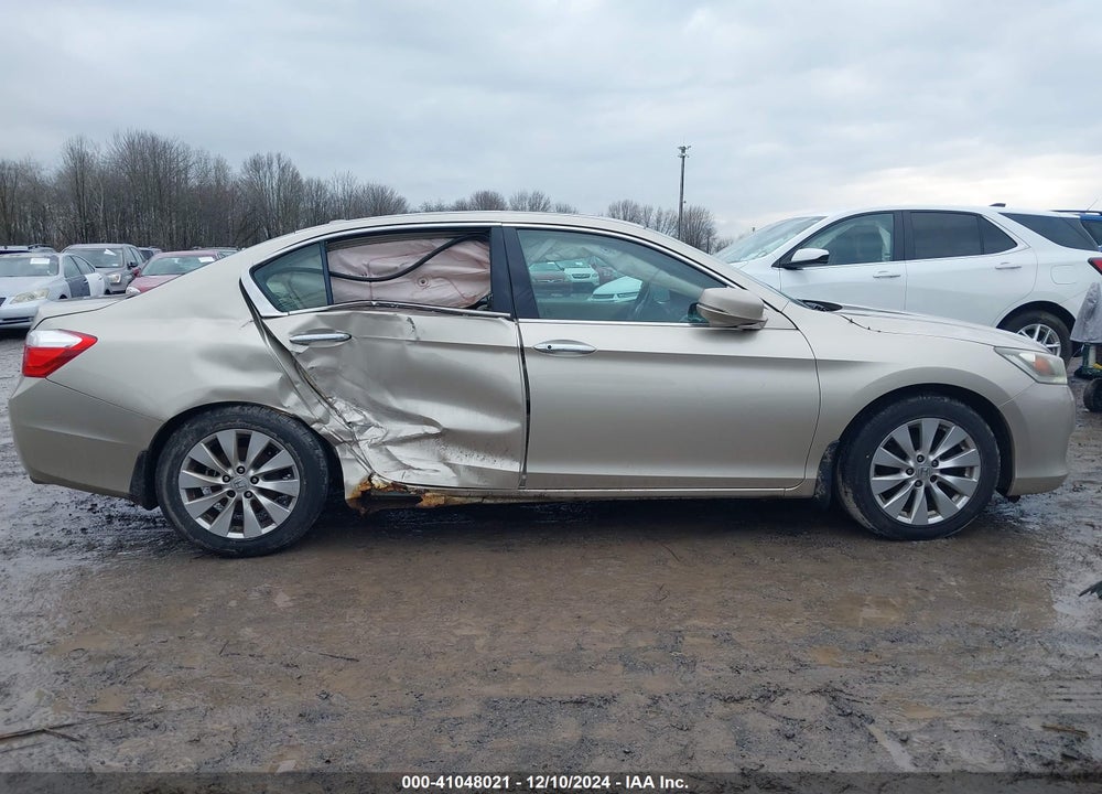 2014 HONDA ACCORD VIN: 1HGCR3F83EA024054
