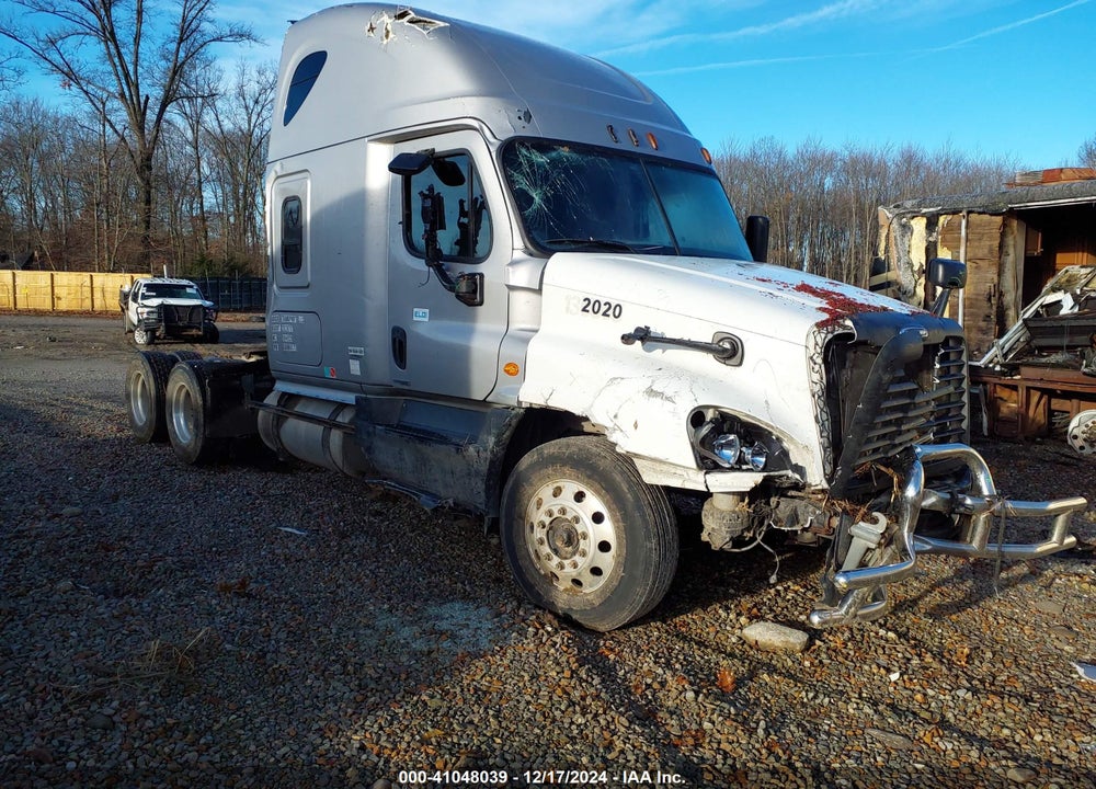 2016 FREIGHTLINER CASCADIA 125 VIN: 3AKJGLDR0GSHB6573