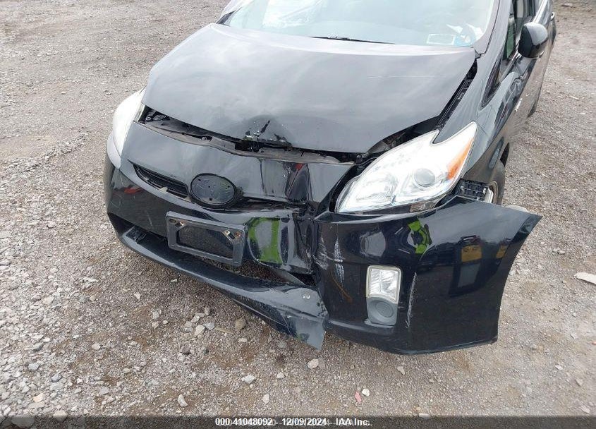 2011 TOYOTA PRIUS TWO VIN: JTDKN3DU9B0279153