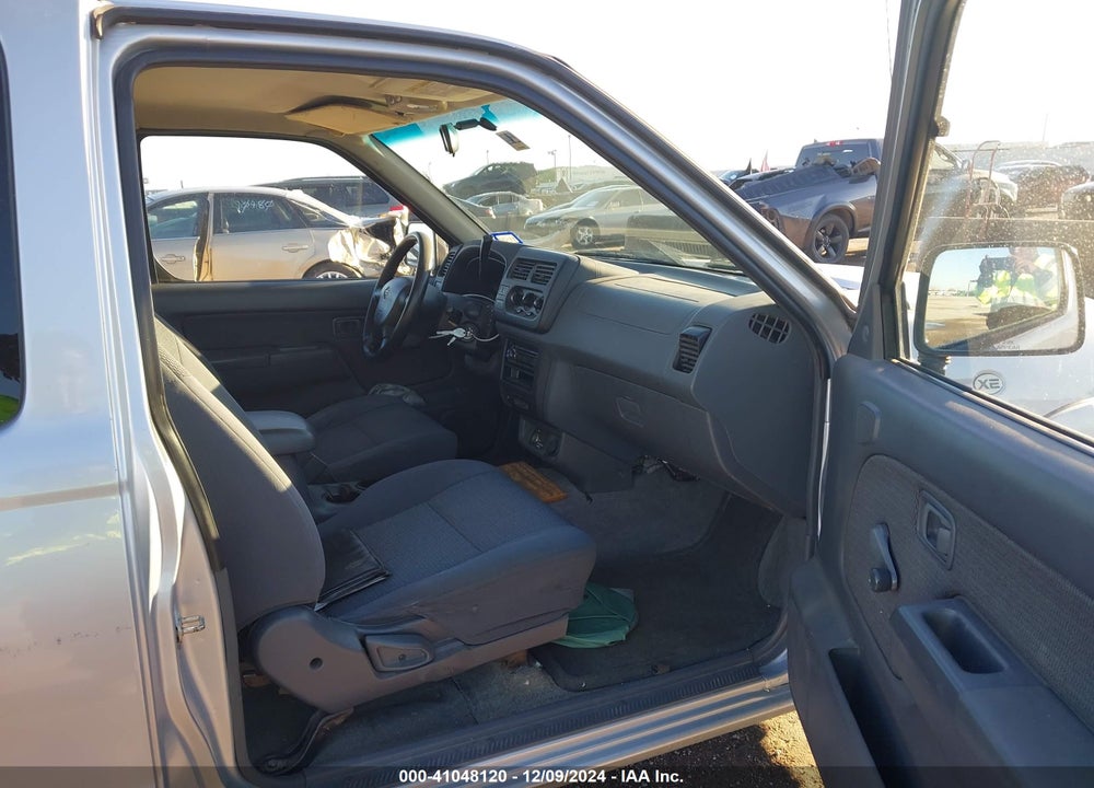 2001 NISSAN FRONTIER XE VIN: 1N6DD26S41C361173