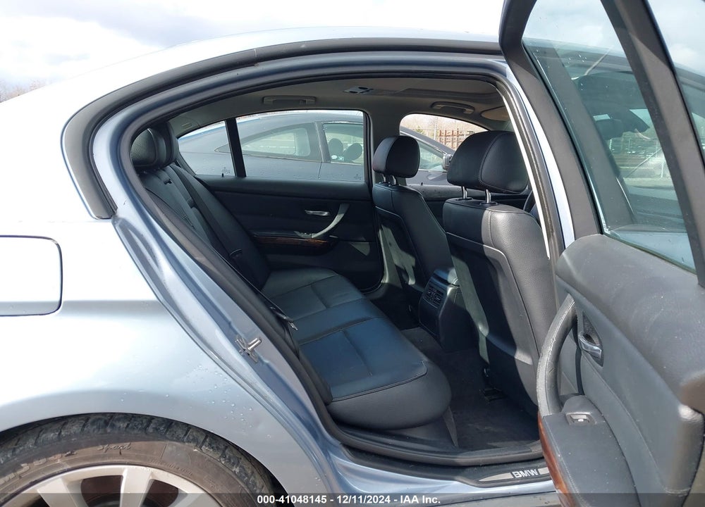 2011 BMW 328I XDRIVE VIN: WBAPK5C50BA660417