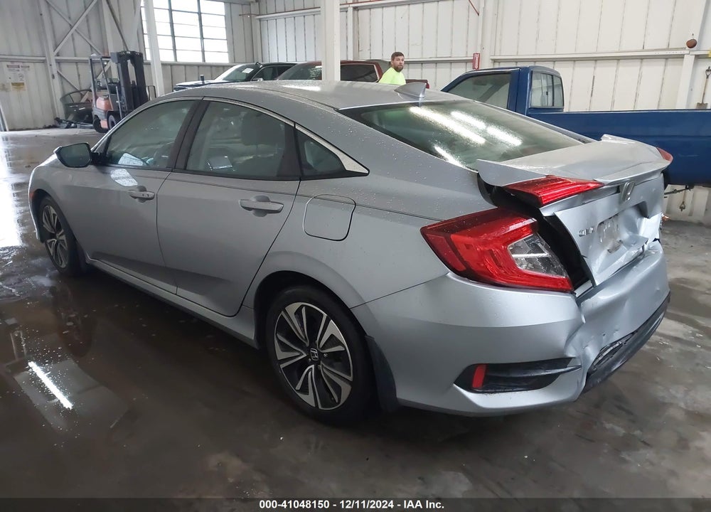 2017 HONDA CIVIC EX-L VIN: 2HGFC1F75HH639687