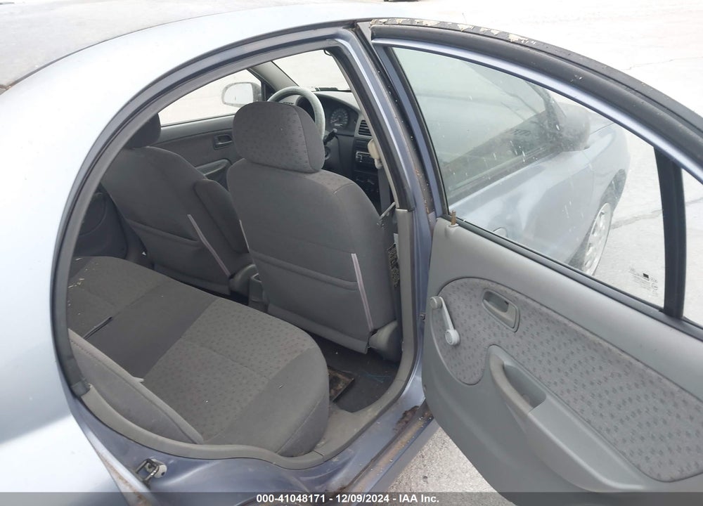 2003 KIA RIO VIN: KNADC125336270443