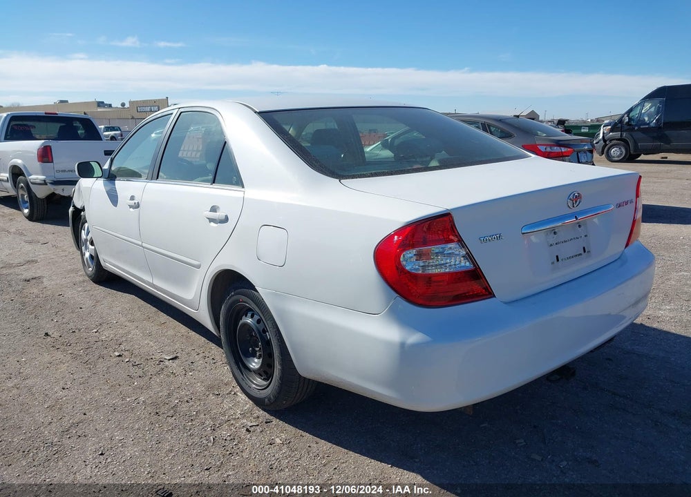 2004 TOYOTA CAMRY LE VIN: JTDBE32K340276849