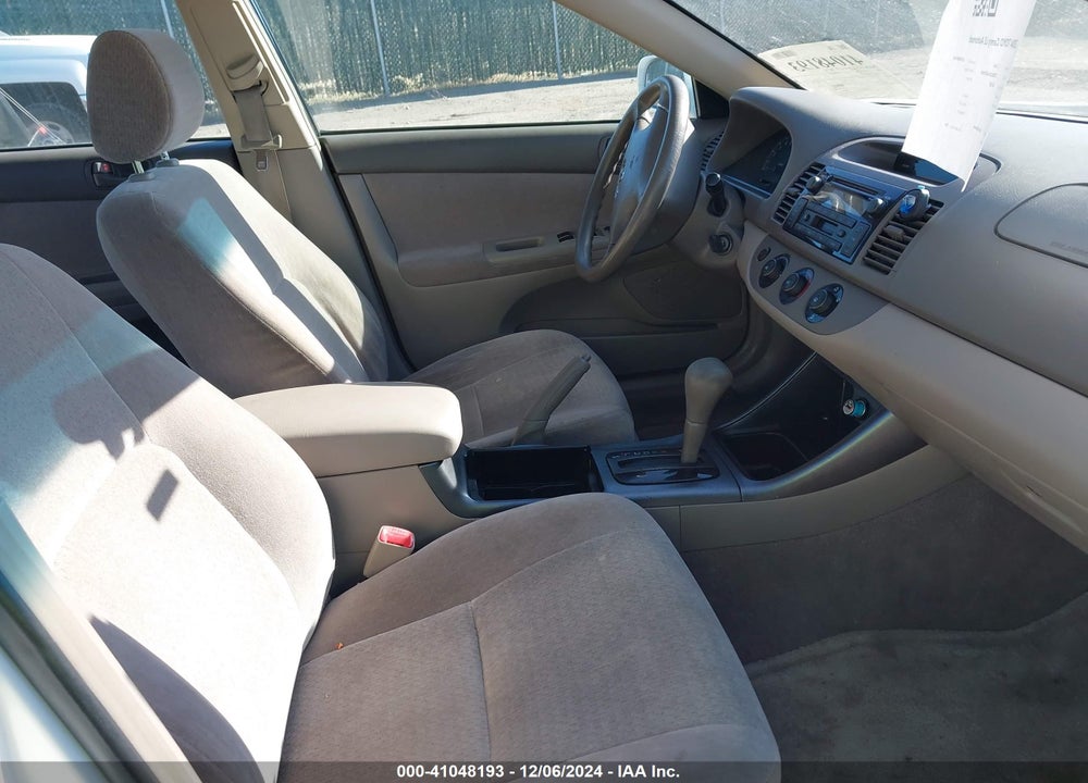 2004 TOYOTA CAMRY LE VIN: JTDBE32K340276849