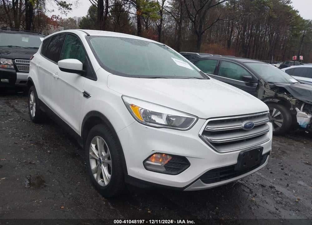 2017 FORD ESCAPE SE VIN: 1FMCU9GD4HUC41753
