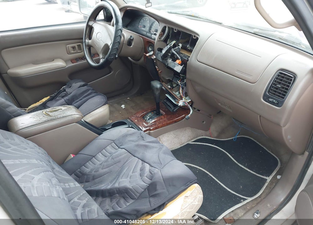 1999 TOYOTA 4RUNNER LIMITED V6 VIN: JT3GN87RXX0112841