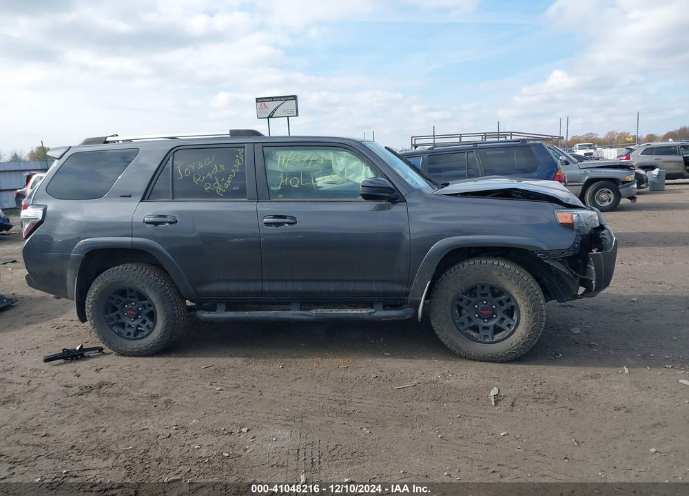 2020 TOYOTA 4RUNNER SR5 VIN: JTEBU5JR6L5826278