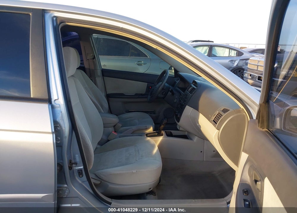 2005 KIA SPECTRA EX/LX/SX VIN: KNAFE121855177586
