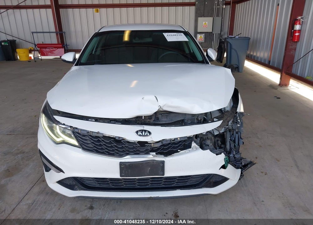 2020 KIA OPTIMA VIN: 5XXGT4L38LG427657