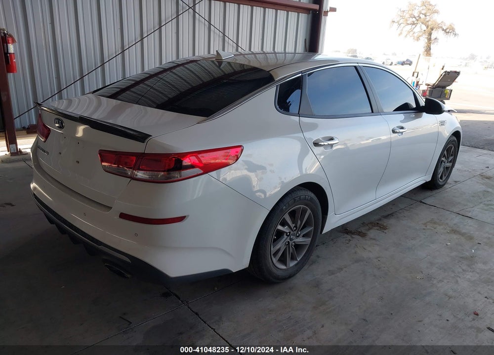 2020 KIA OPTIMA VIN: 5XXGT4L38LG427657