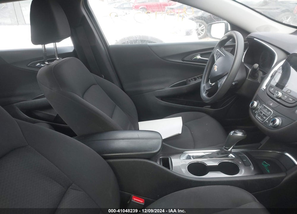 2019 CHEVROLET MALIBU VIN: 1G1ZD5ST3KF165808