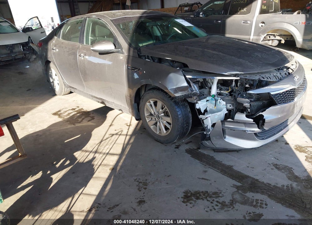 2018 KIA OPTIMA LX VIN: 5XXGT4L39JG228601