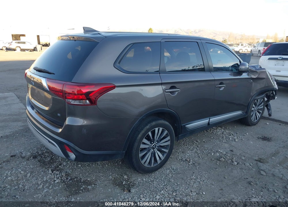 2020 MITSUBISHI OUTLANDER SE 2.4 VIN: JA4AD3A34LZ039882