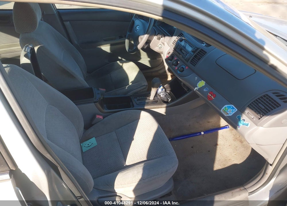 2002 TOYOTA CAMRY LE VIN: 4T1BE32K32U063918