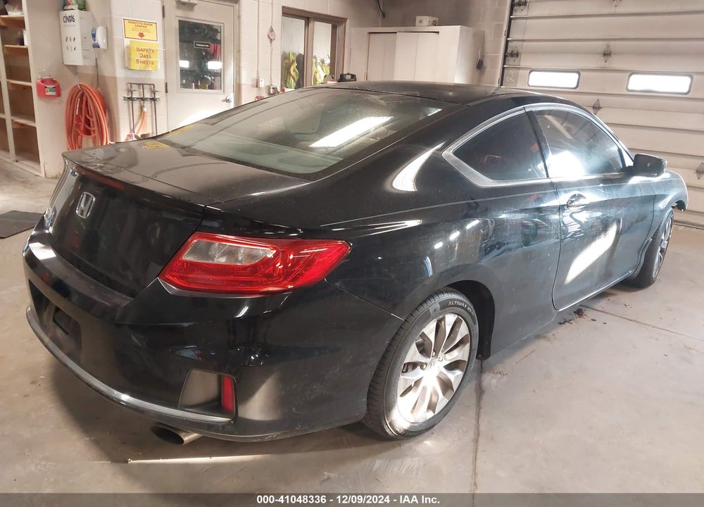 2013 HONDA ACCORD VIN: 1HGCT1B32DA001296