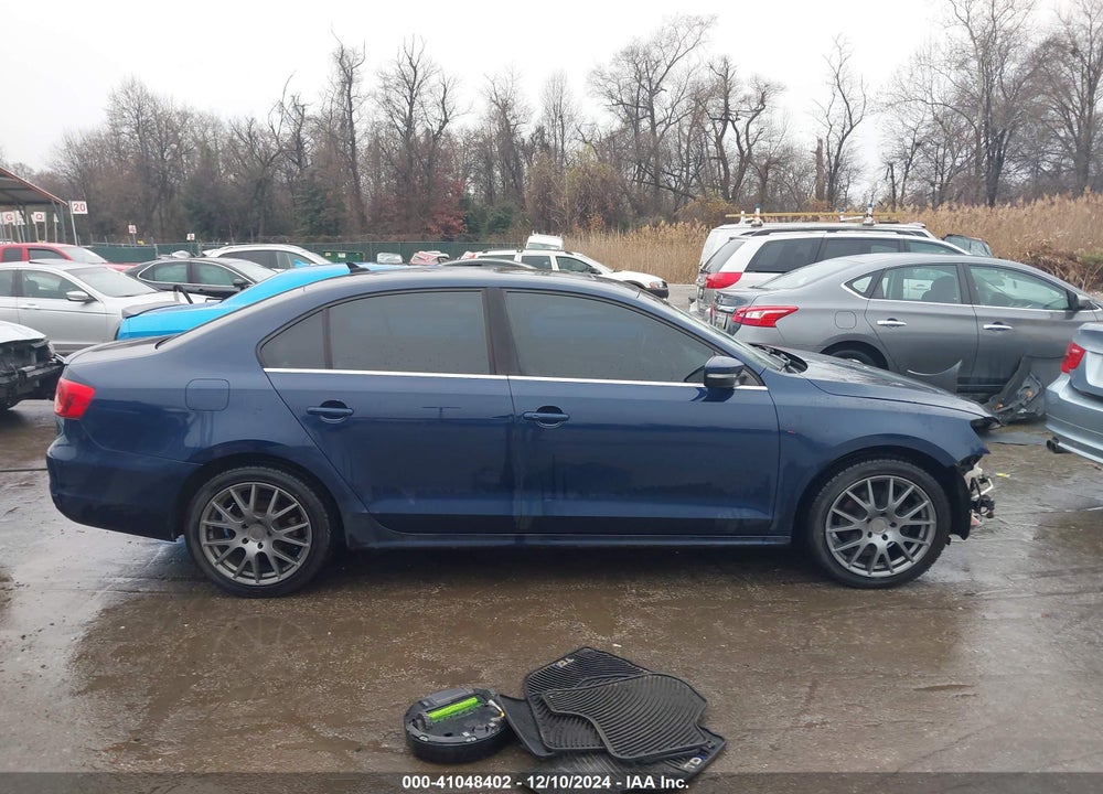 2014 VOLKSWAGEN JETTA 2.0L TDI VIN: 3VW3L7AJ5EM360161
