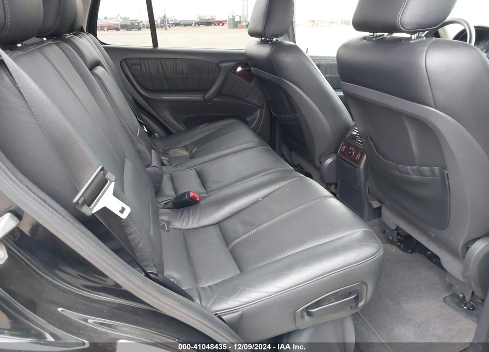 2004 MERCEDES-BENZ ML 350 4MATIC VIN: 4JGAB57E84A460791