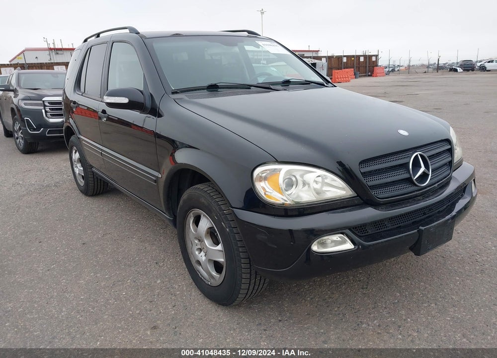 2004 MERCEDES-BENZ ML 350 4MATIC VIN: 4JGAB57E84A460791