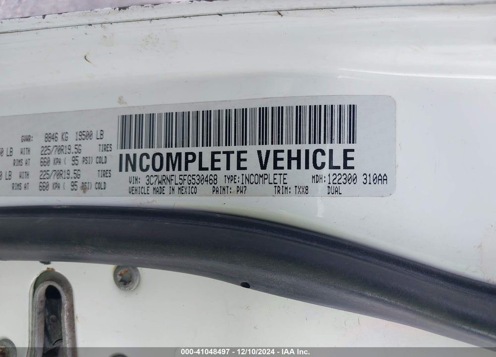2015 RAM 5500 CHASSIS TRADESMAN/SLT/LAIE VIN: 3C7WRNFL5FG530468