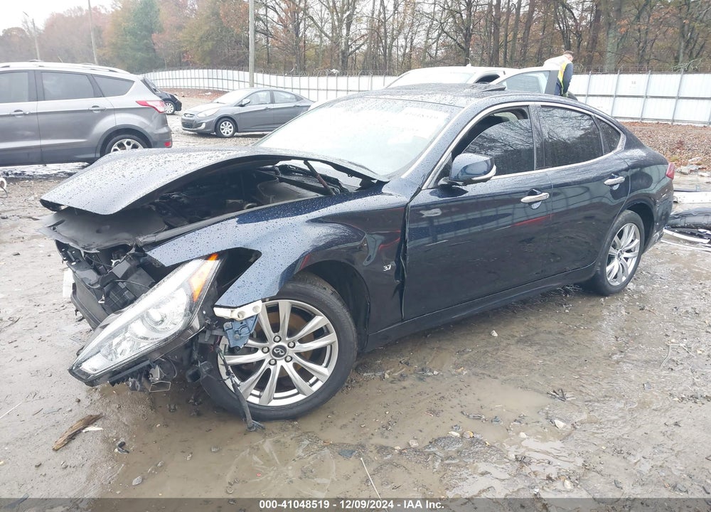 2017 INFINITI Q70 3.7 VIN: JN1BY1AP2HM740983