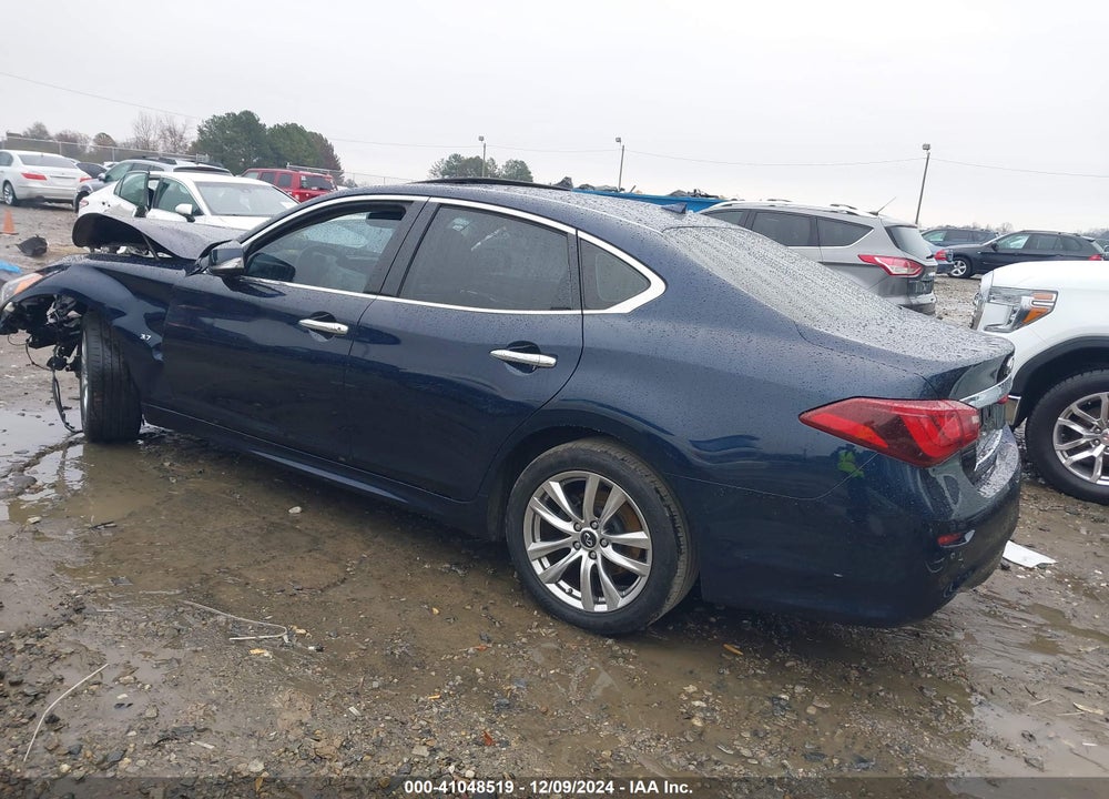 2017 INFINITI Q70 3.7 VIN: JN1BY1AP2HM740983