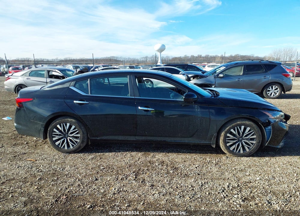 2024 NISSAN ALTIMA SV FWD VIN: 1N4BL4DVXRN311003