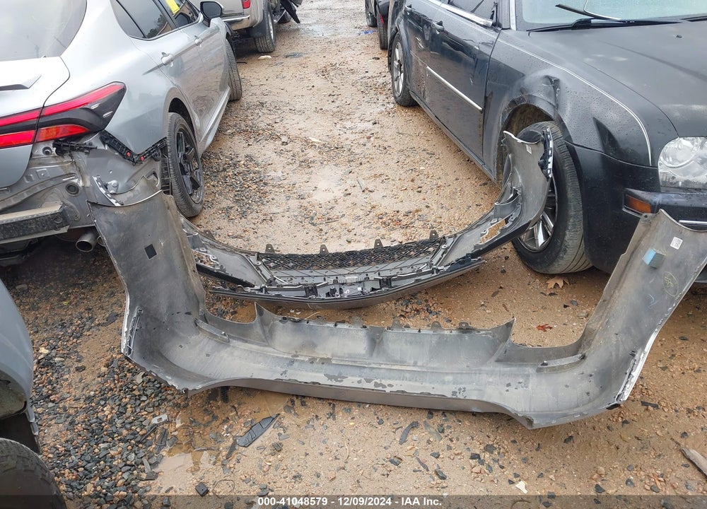 2018 TOYOTA CAMRY SE VIN: 4T1B11HK8JU566804